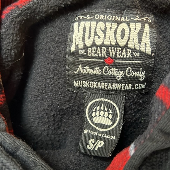 Muskoka Bear Wear Hoodie - Picture 5 of 6